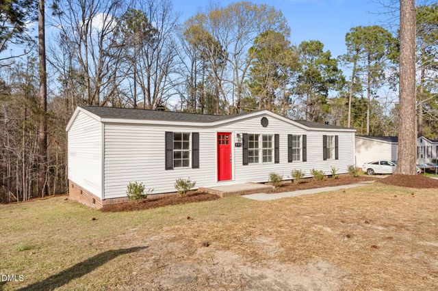 493 Winding Ridge, Sanford, NC 27332