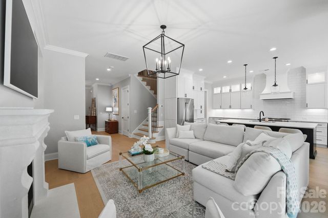 115 Thorncote Place, Charlotte, NC 28226