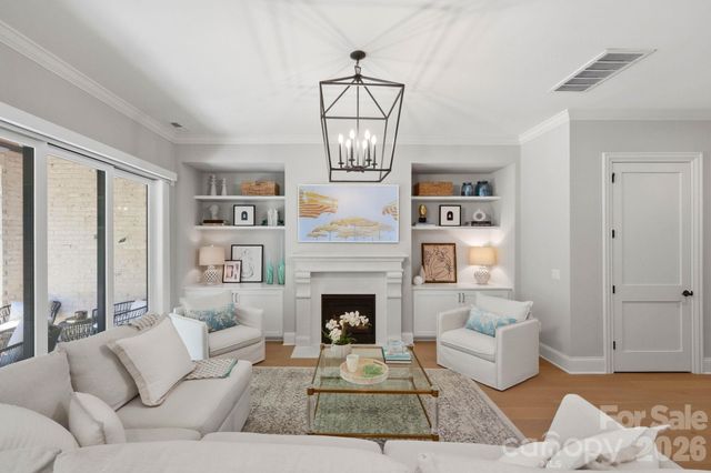 115 Thorncote Place, Charlotte, NC 28226