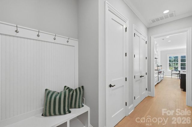 115 Thorncote Place, Charlotte, NC 28226