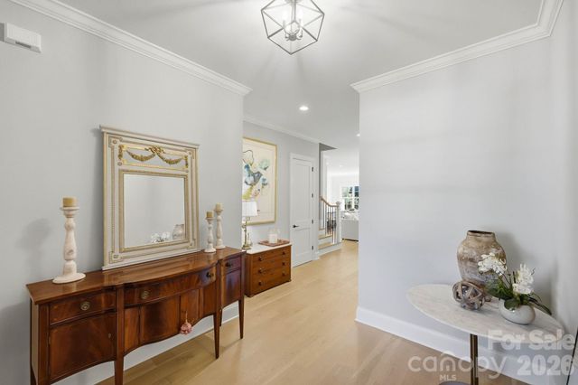 115 Thorncote Place, Charlotte, NC 28226