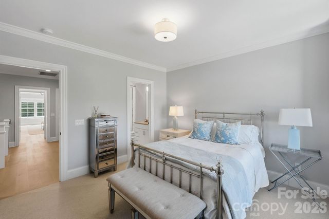 115 Thorncote Place, Charlotte, NC 28226
