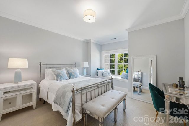 115 Thorncote Place, Charlotte, NC 28226
