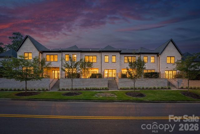 115 Thorncote Place, Charlotte, NC 28226