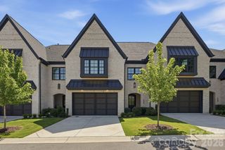 115 Thorncote Place, Charlotte, NC 28226