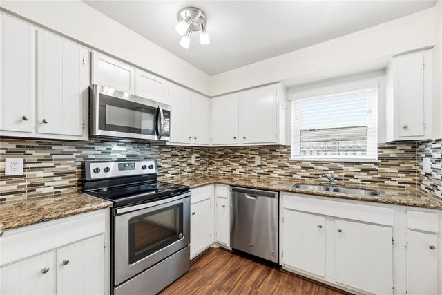 14515 Wunderlich Drive 211, Houston, TX 77069
