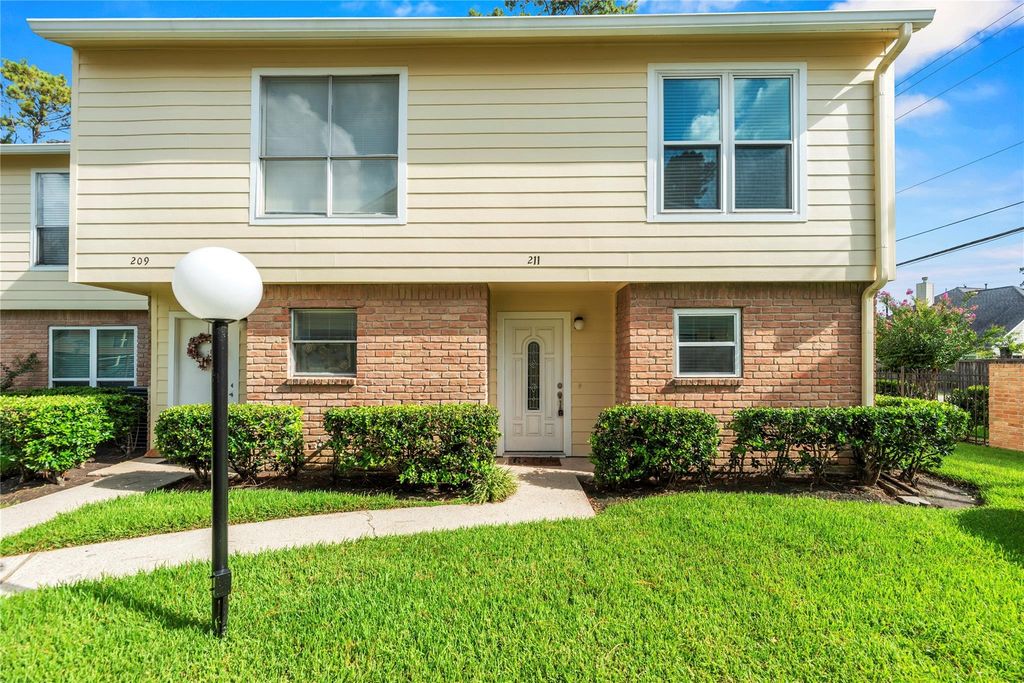 14515 Wunderlich Drive 211, Houston, TX 77069