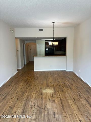 9358 SCAUP Way 204 - 0, Jacksonville, FL 32218
