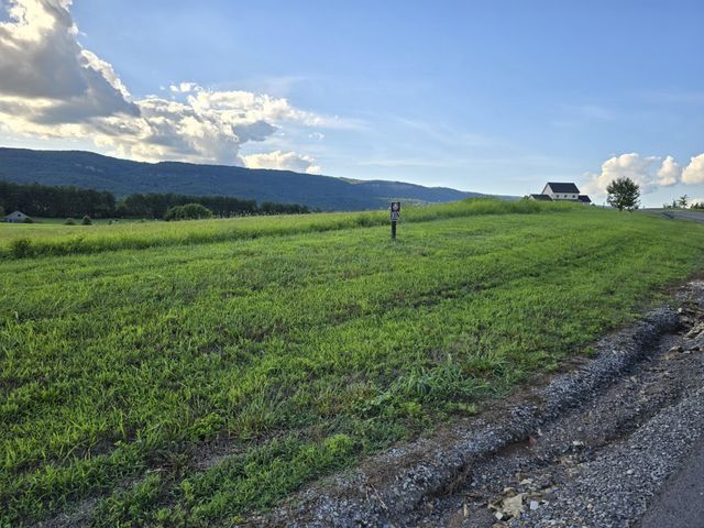 102 Pinnacle Point Drive, Dunlap, TN 37327