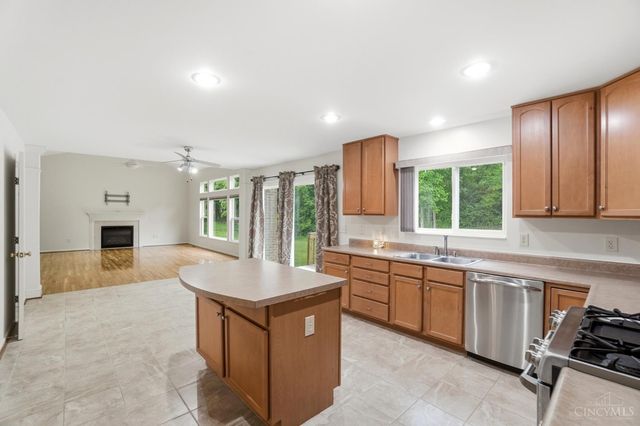 6211 Avebury Court, Hamilton Twp, OH 45152