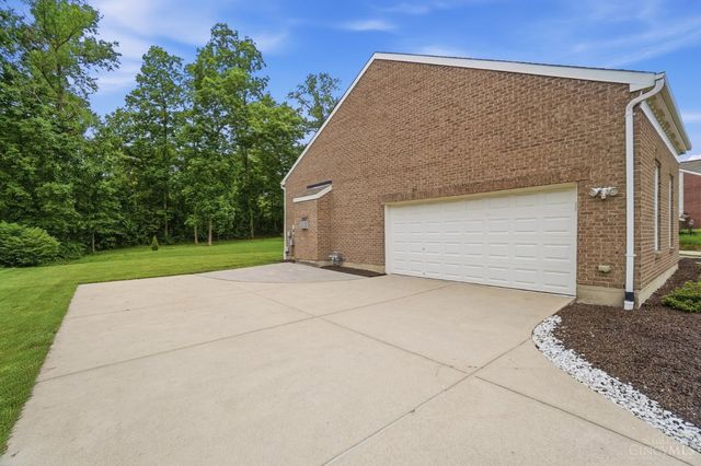 6211 Avebury Court, Hamilton Twp, OH 45152