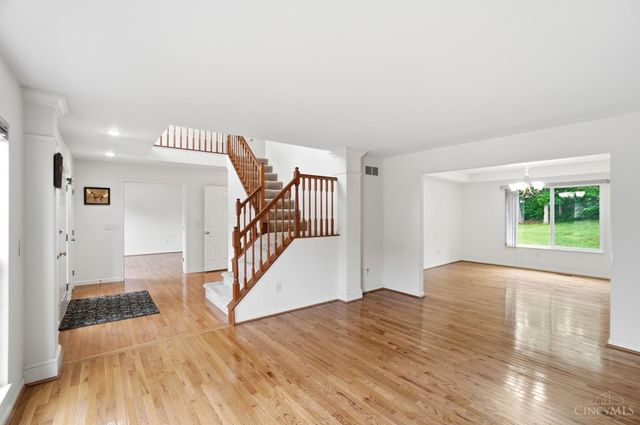 6211 Avebury Court, Hamilton Twp, OH 45152