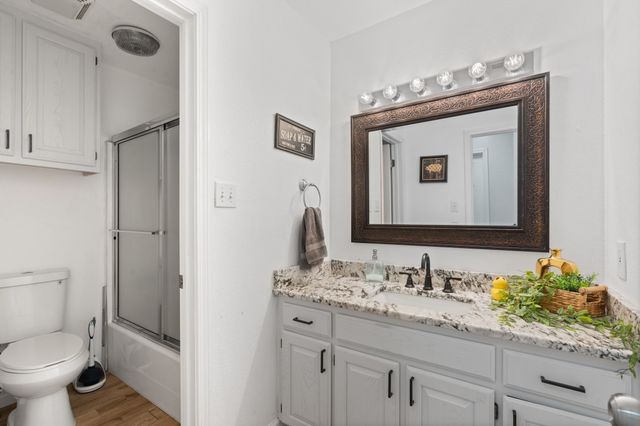 1013 Highland Road, Cleburne, TX 76033