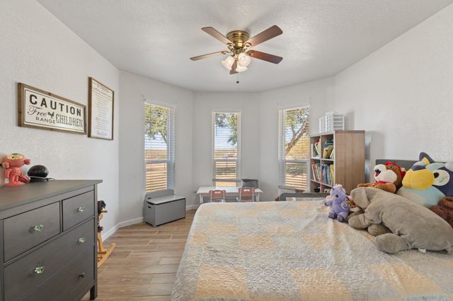 1013 Highland Road, Cleburne, TX 76033