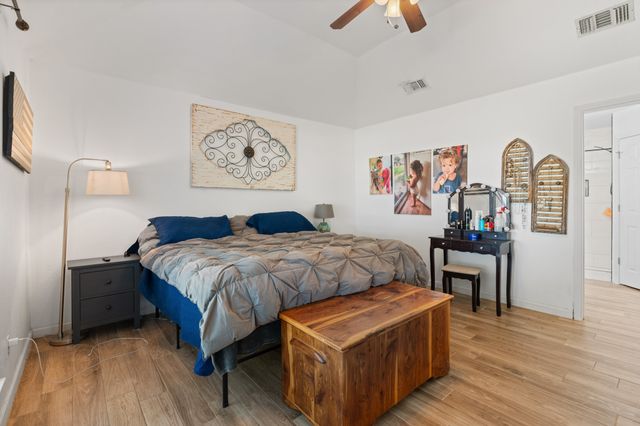 1013 Highland Road, Cleburne, TX 76033