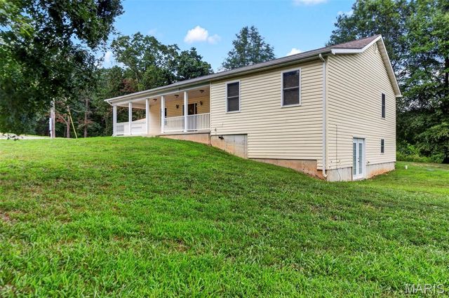 9536 Three Oaks Ln, Bloomsdale, MO 63627