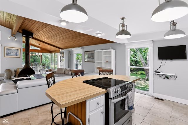 5830 Elderberry Road, Noblesville, IN 46062