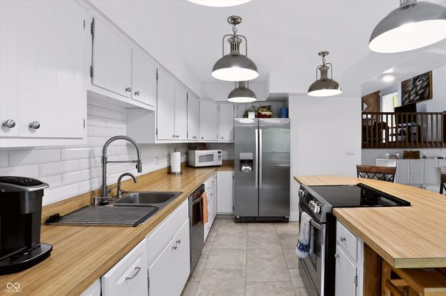 5830 Elderberry Road, Noblesville, IN 46062