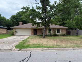 344 Wesley Drive, Corsicana, TX 75110