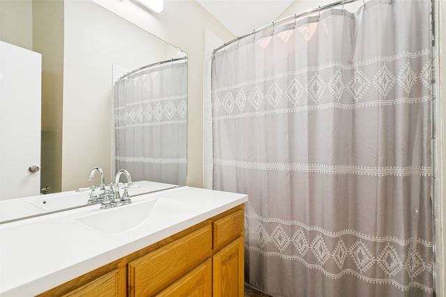 919 Boxwood Drive, Lewisville, TX 75067