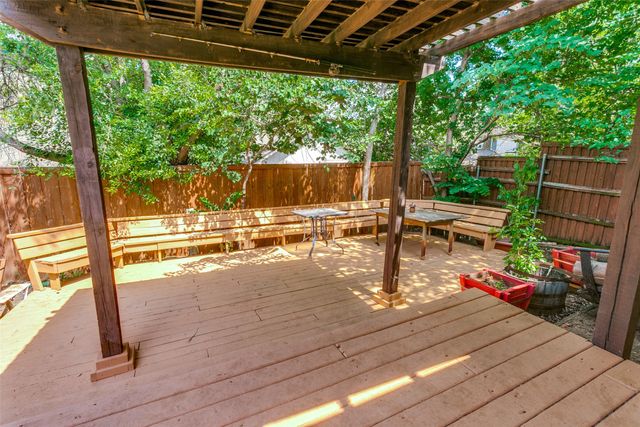 919 Boxwood Drive, Lewisville, TX 75067