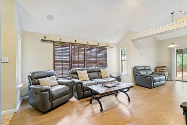 919 Boxwood Drive, Lewisville, TX 75067
