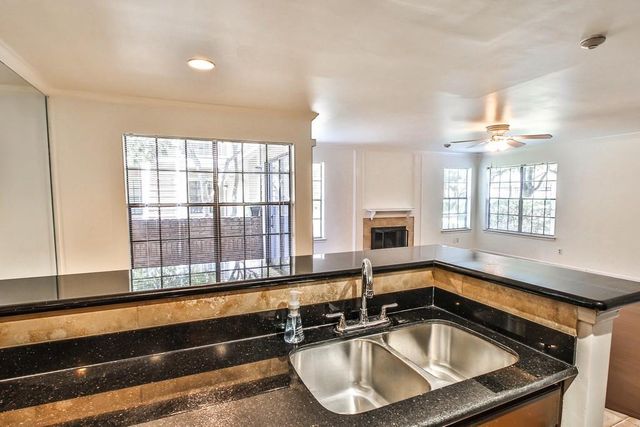 2300 Old Spanish Trail 1001, Houston, TX 77054
