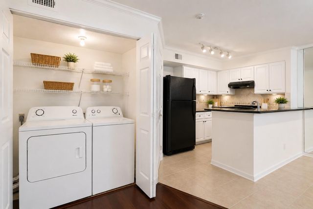 2300 Old Spanish Trail 1001, Houston, TX 77054