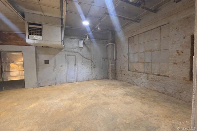 32-36 Greenpoint Avenue, Long Island City, NY 11101