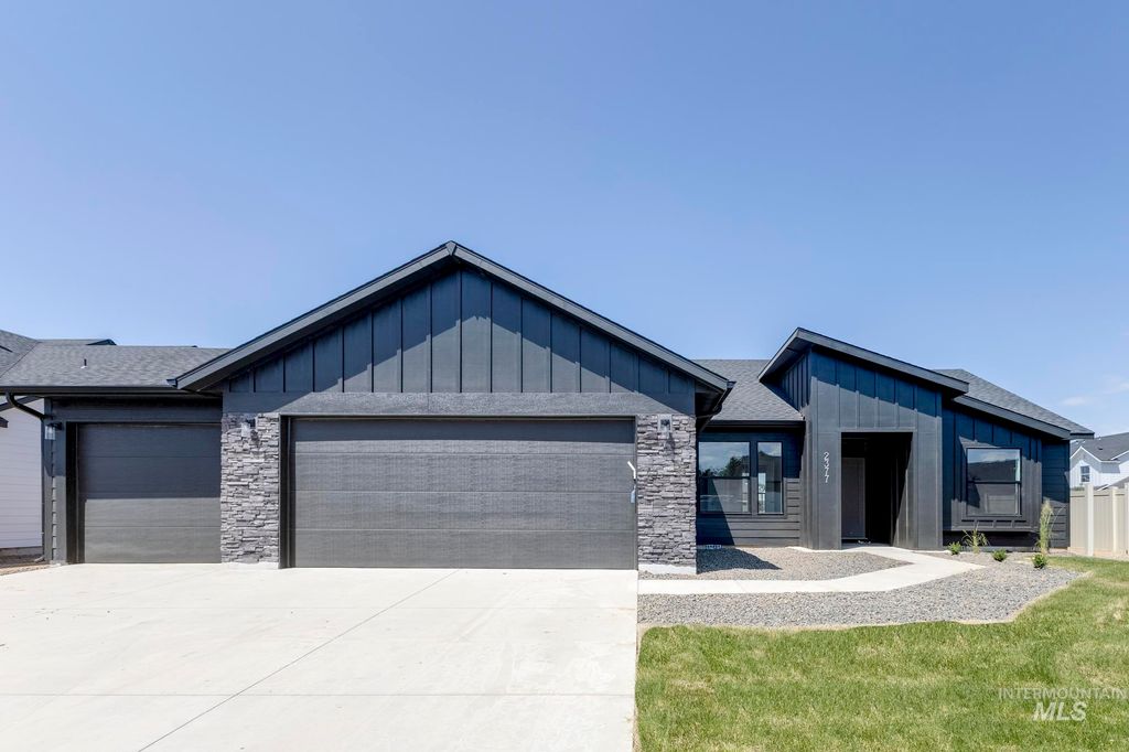 2377 N Carly Ave, Star, ID 83669