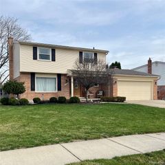 19020 Fairway Street, Livonia, MI 48152