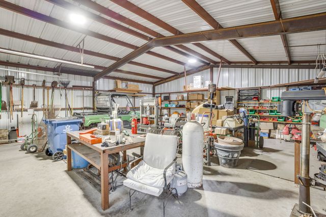 263 Oak Creek Circle, Springtown, TX 76082
