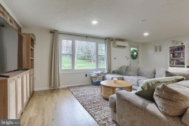 950 N MILL ST, Lebanon, PA 17046