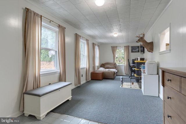 950 N MILL ST, Lebanon, PA 17046