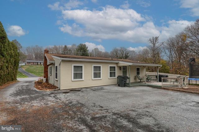 950 N MILL ST, Lebanon, PA 17046