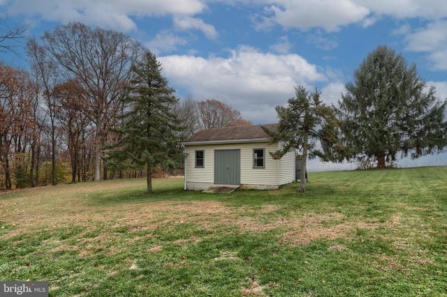 950 N MILL ST, Lebanon, PA 17046