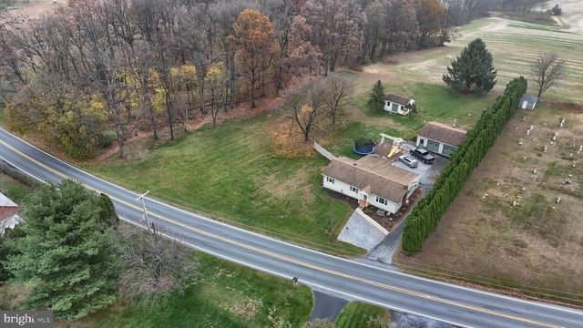 950 N MILL ST, Lebanon, PA 17046