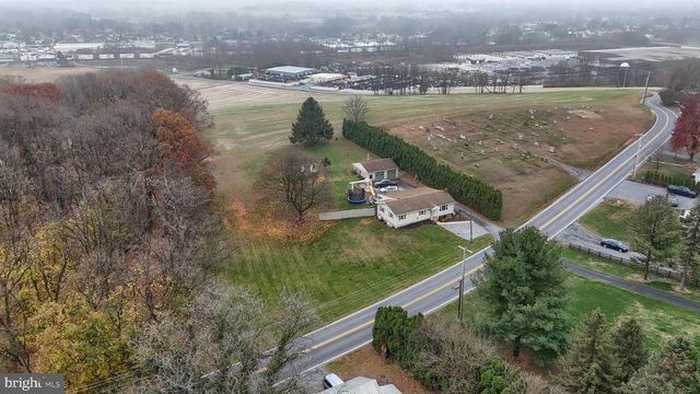 950 N MILL ST, Lebanon, PA 17046