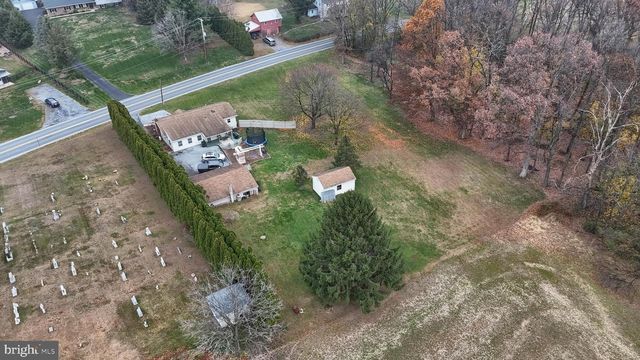 950 N MILL ST, Lebanon, PA 17046