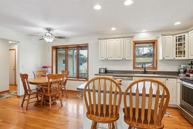 1419 Sunrise Drive, Knoxville, IA 50138