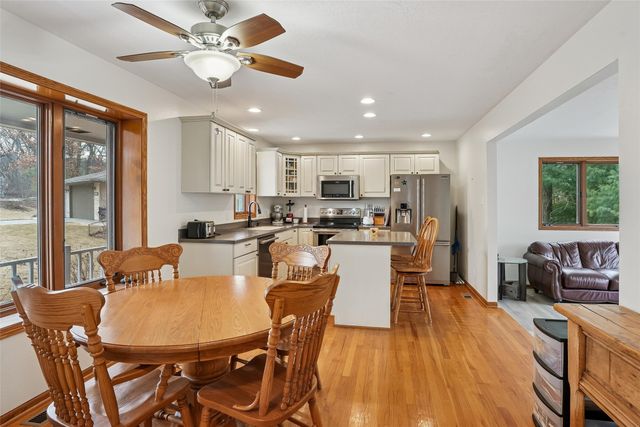 1419 Sunrise Drive, Knoxville, IA 50138