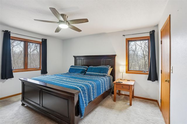 1419 Sunrise Drive, Knoxville, IA 50138