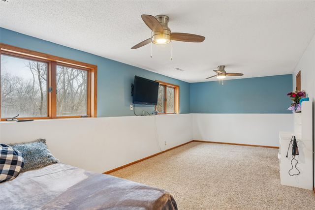 1419 Sunrise Drive, Knoxville, IA 50138