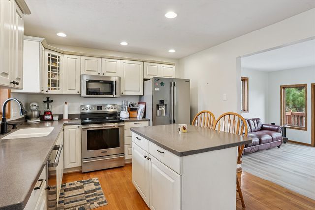 1419 Sunrise Drive, Knoxville, IA 50138