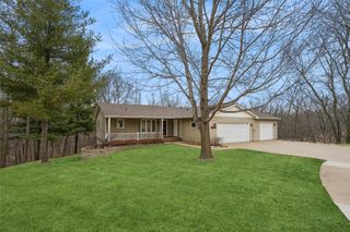 1419 Sunrise Drive, Knoxville, IA 50138