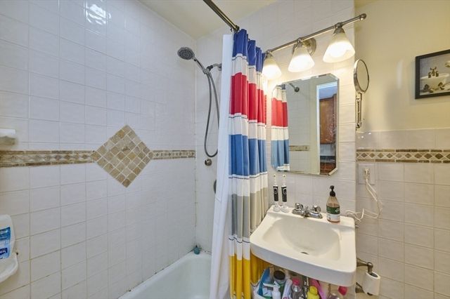 6 Bedford Street 1F, Somerville, MA 02143