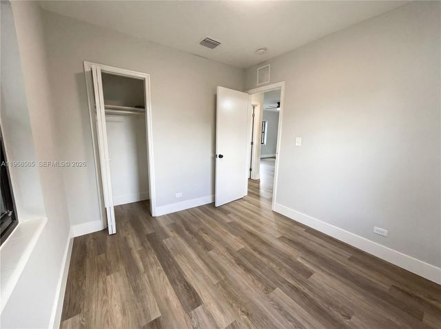 941 Jann Ave, Opa-locka, FL 33054