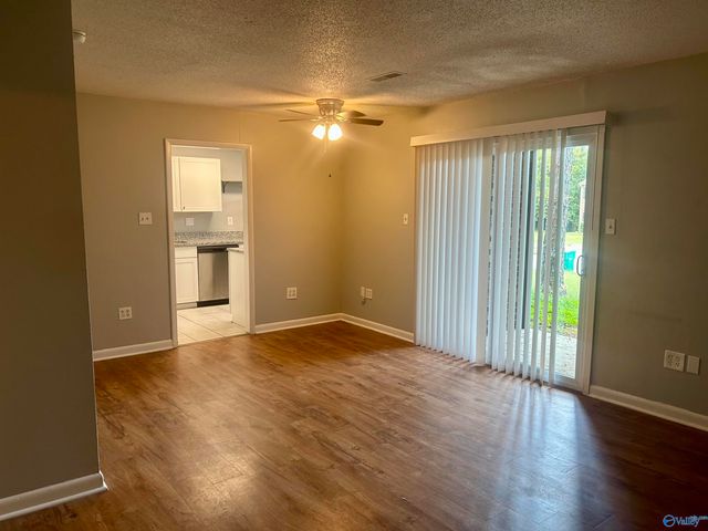 4922 NW Cotton Row B, Huntsville, AL 35816
