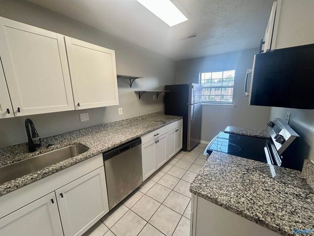 4922 NW Cotton Row B, Huntsville, AL 35816