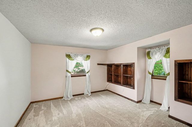 3554 Miller Road, Bay City, MI 48706